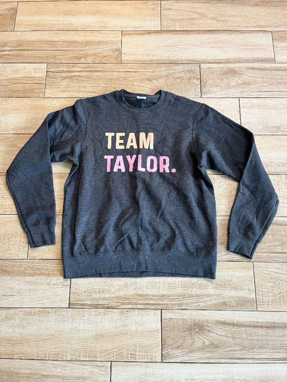 Womens Port & Company Grey "Team Taylor" Sweatshirt - M
